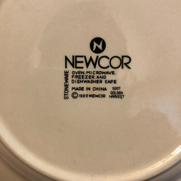 Newcor 1989 Stoneware Salad Plates Set of 4 Harvest Wheat Design Wheatfield Reti - Picture 4 of 5
